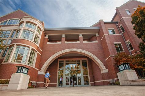 Oregon Law Virtual Tour | University of Oregon School of Law
