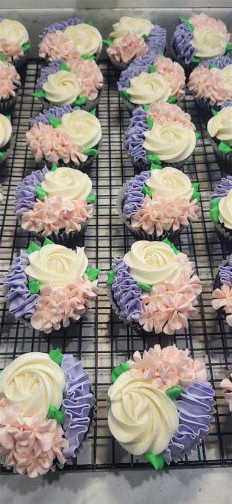 Mothers Day Cupcake Class, Oakholm Brewing Company, Brookfield, 11 May ...