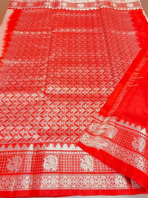 Handwoven Pure Venkatagiri Pattu Silk Saree – www.vannamayil.com