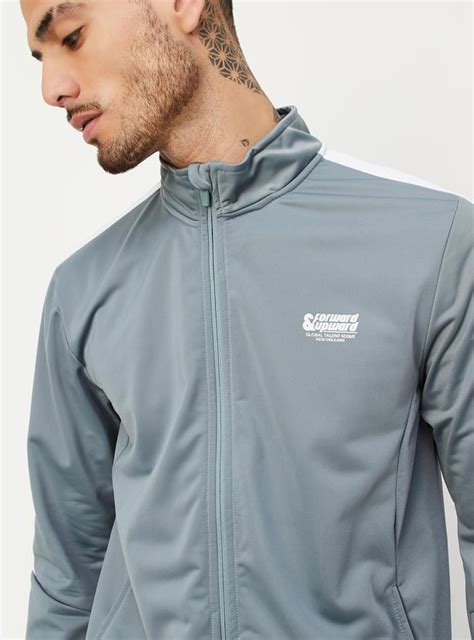 Buy Men Solid Active Sweatshirt Online at just Rs. 899.0 ...