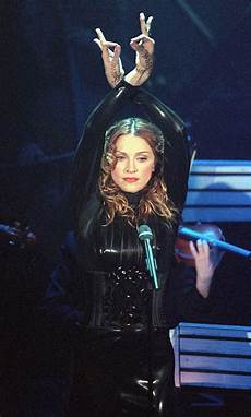 madonna e gli illuminati 398 best madonna illuminati puppet images on madonna e gli illuminati 398 best madonna illuminati puppet images on