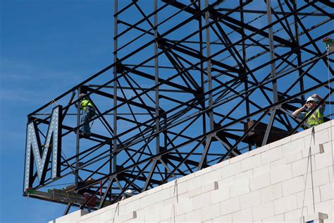 Engineering Sign Structures 的图像结果