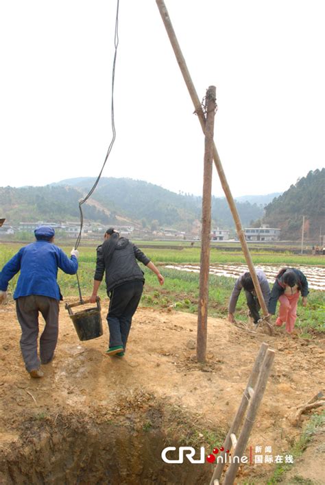 打井怎么判断地下有水(打水井怎么找水源最准确位置)-风水人