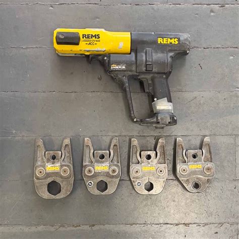 Power Tool Repairs 的图像结果