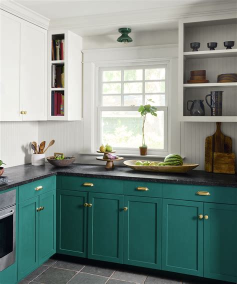 What kitchen colors go best with a marble countertop? | Homes and Gardens