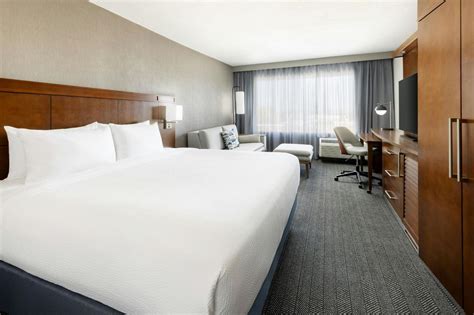 COURTYARD BY MARRIOTT LOS ANGELES WOODLAND HILLS LOS ANGELES, CA