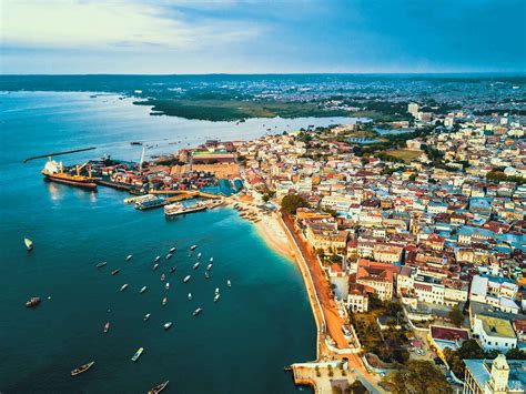Zanzibar Beach and Stone Town - Easy Travel