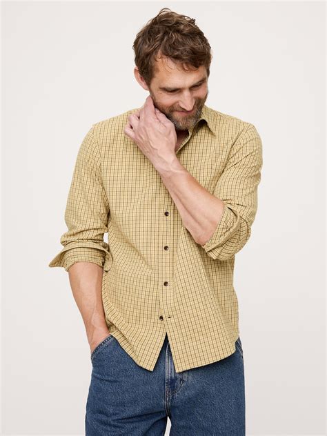 Standard-Fit Lightweight Flannel Shirt | Banana Republic