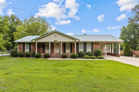 4900 Heritage Dr, Durham, NC 27712 - MLS 10034304 - Coldwell Banker