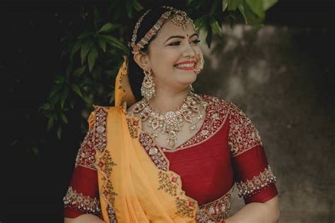 Charmi.sonu_makeupstudio - Makeup Artist - Mota Varachha - Weddingwire.in