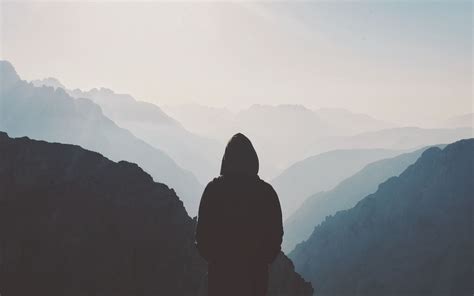 Download wallpaper 3840x2400 silhouette, hood, loneliness, mountains ...