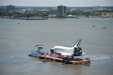 Space Shuttle Explorer NASA 的图像结果