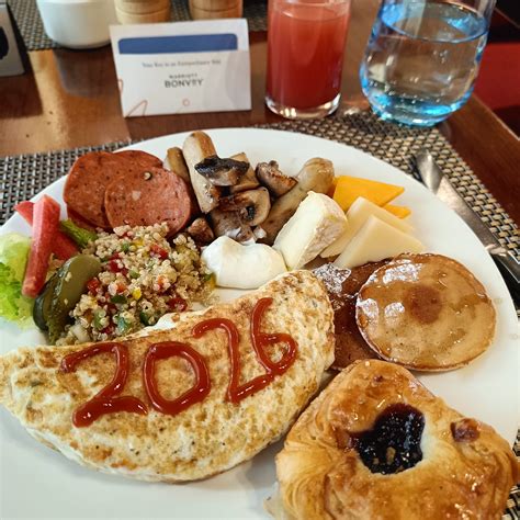 FAIRFIELD BY MARRIOTT LUCKNOW - Hotel Reviews, Photos, Rate Comparison ...