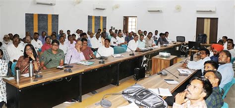 Madhya Pradesh Poll Scroll: Advt certification mandatory in urban polls ...