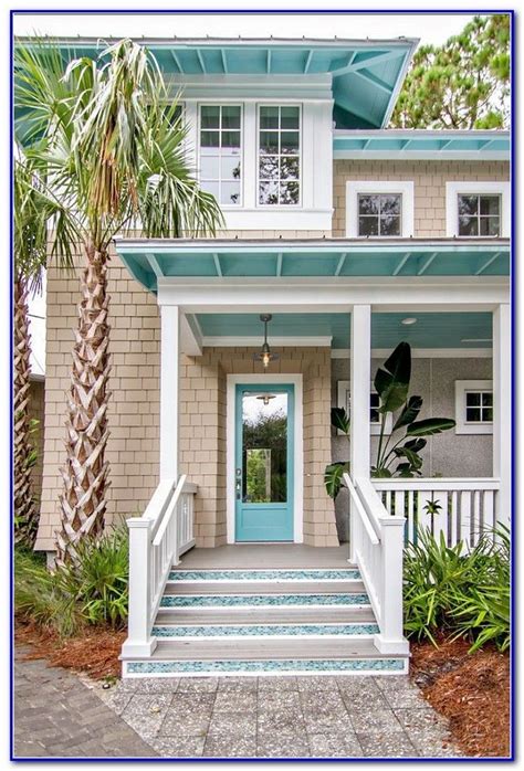Beach House Bliss: Exterior Paint Colors