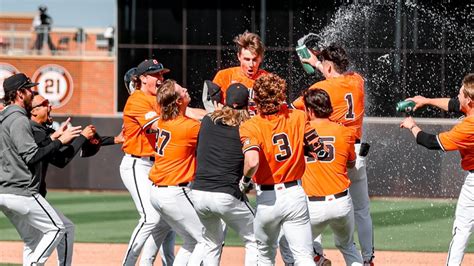 Good Pitching, Walk-off in the Ninth, and Oklahoma State Wins Series ...