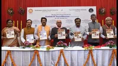 ‘Learn Sanskrit language to understand original scripts’ | Nagpur News ...