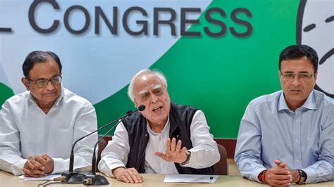 Congress moves SC against Karnataka governor's decision to invite BJP ...