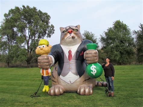 The story behind ‘Scabby the Rat,' NYC's symbol of unionized labor | 6sqft