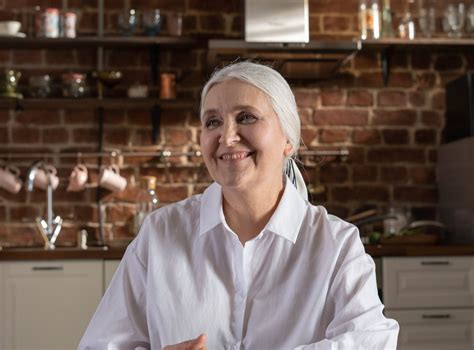A Guide to Social Media for Seniors - Older Adult Care