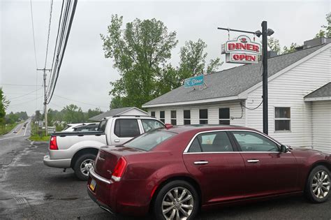 Diners of CNY: At R Diner in Central Square, the pancakes are giant and ...