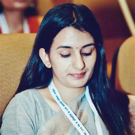 Success Story of SDM Sangeeta Raghav UP PCS Rank 2 Topper Become SDM to ...