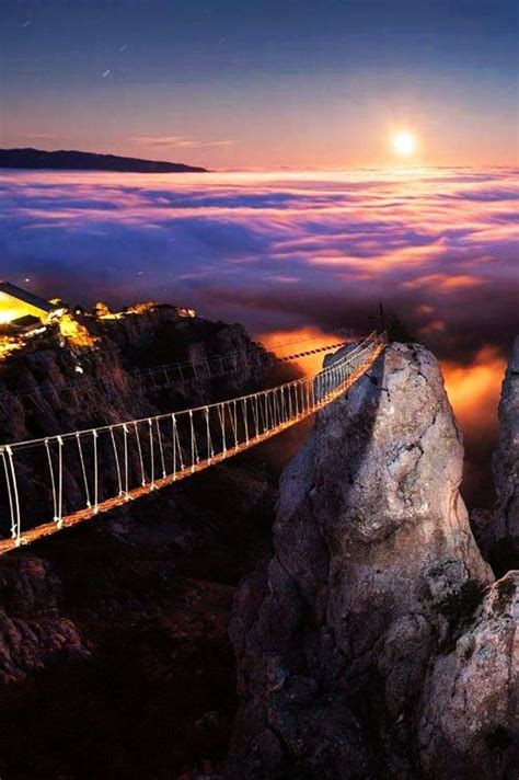 Top 11 Destinations To Escape From Reality - Hello Travel Buzz