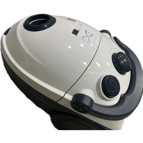 Daewoo Vacuum Cleaner 1600W