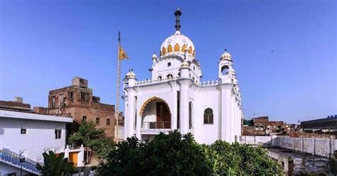 Like the Babri Masjid in Ayodhya, a gurdwara in Lahore was the object ...