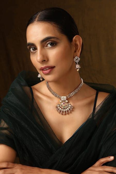 Buy Gold Plated Stones Kundan Studded Temple Choker Necklace Set by ...