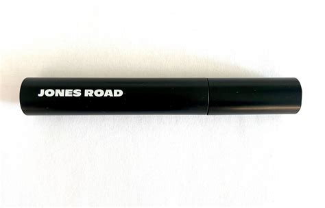 I Tried Jones Road The Mascara (and Now Love it)