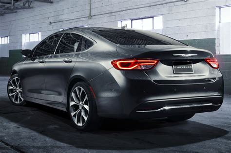 2015 Chrysler 200 Specs, Prices, VINs & Recalls - AutoDetective