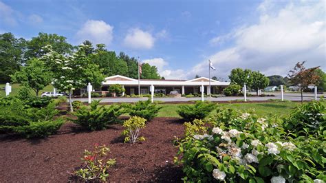 Blue Ridge Funeral Home & Memorial Gardens | Dignity Memorial