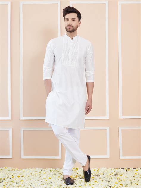 Men's Off-White Kurta Pajama with Embroidered Detail – See Designs