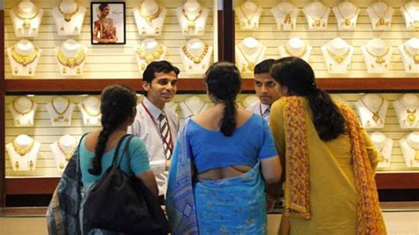 10 दिन में भारत के लोगों को हुआ 26 लाख करोड़ रुपये का नुकसान - indian ...