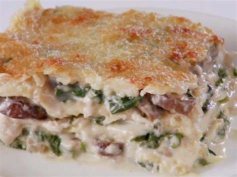 Creamy Spinach and Mushroom Lasagna Recipe   Giada De  