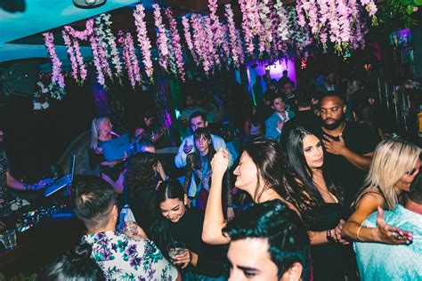 POP -Champagne Lounge & Cocktail Bar on West 6th- Austin, TX » Photos