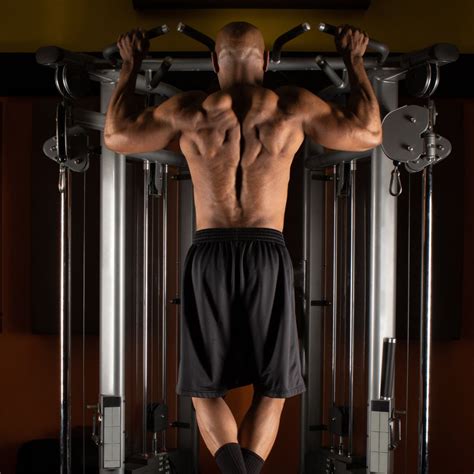 5 Vertical Pull Exercises Every Workout Routine Needs - SET FOR SET