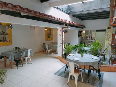 EL BISTROT DE LA CALA, Es Castell - Carrer BonAire 17 - Menu, Prices ...