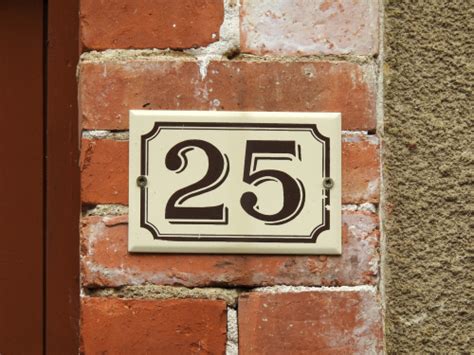 15 House Name Plate Design Ideas with Images