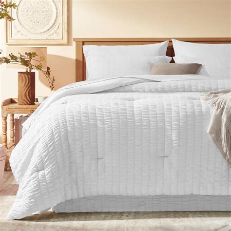 Amazon.com: Laojin Balhen Twin Comforter Set 6 Pieces, Seersucker Bed ...