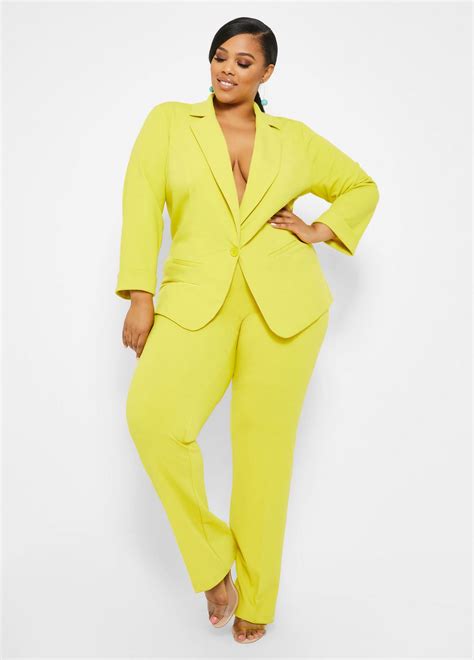 The Ultimate Guide to Plus Size Suiting for Spring: Power Dressing Made ...