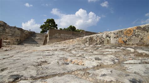 Virtual Tour - Crete - Palace of Phaistos | Yougoculture