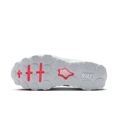 Nike Reax 8 TR Women's Workout Shoes. Nike IN