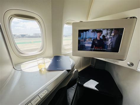 Review: Air France AF65 Business Class Boeing 777-300ER Los Angeles ...