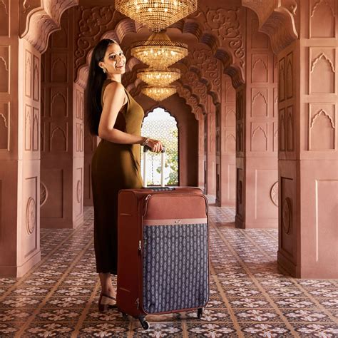 Buy Avasa Soft Trolley Bag for Men, Women & Girls Online in India - Zouk