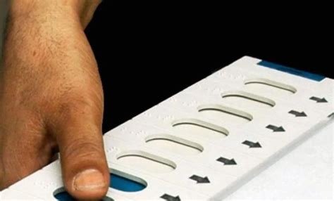 EC Develops Remote Voting Machine Prototype for Domestic Migrants ...