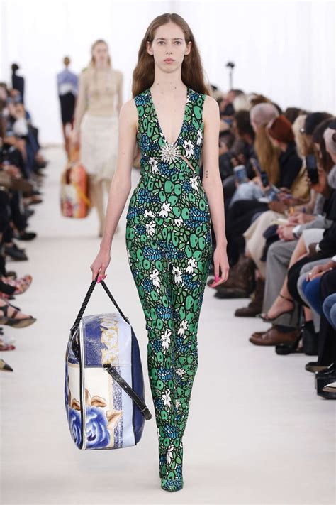 The five top trends at Paris fashion week - FashionNetwork India