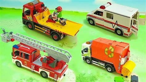 乐高玩具车动画：警车，直升机和救护车_好看视频
