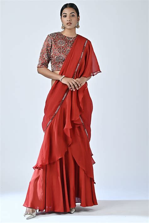 Red embroidered drape saree set – Sejal Kamdar Designs
